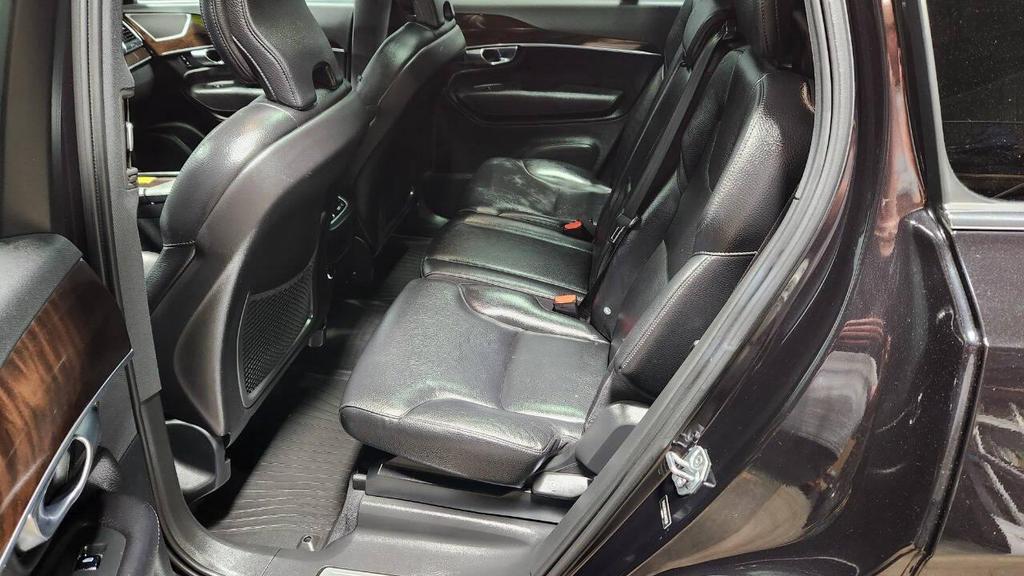 used 2019 Volvo XC90 car, priced at $16,495