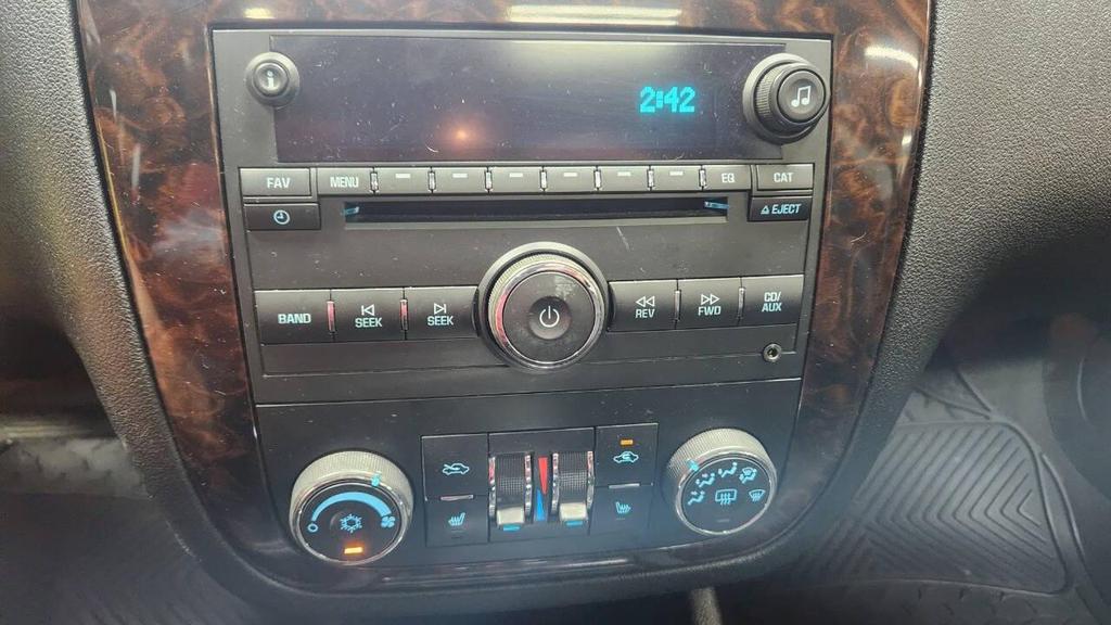 used 2014 Chevrolet Impala Limited car, priced at $7,995