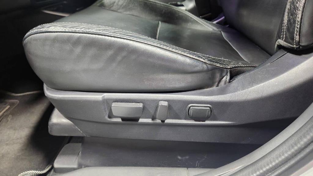 used 2020 Mitsubishi Outlander car, priced at $15,995