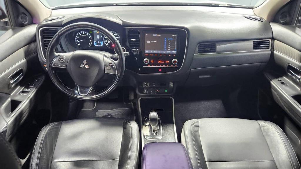 used 2020 Mitsubishi Outlander car, priced at $15,995