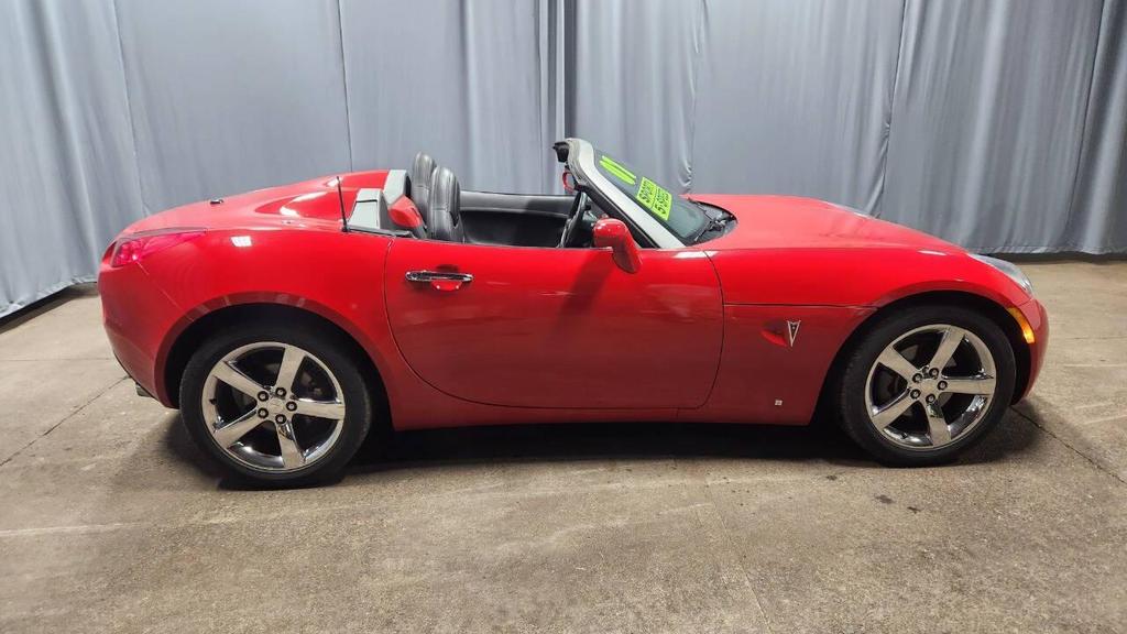 used 2007 Pontiac Solstice car, priced at $14,995