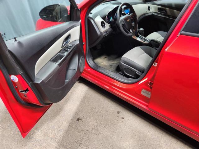 used 2014 Chevrolet Cruze car, priced at $7,495
