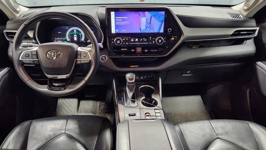 used 2023 Toyota Highlander Hybrid car, priced at $44,995