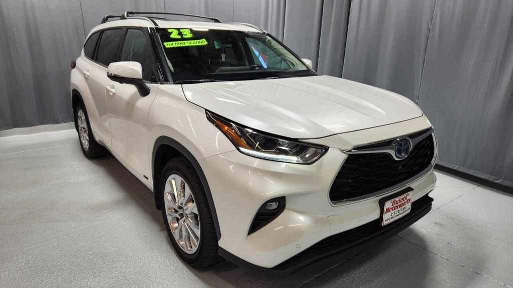 used 2023 Toyota Highlander Hybrid car, priced at $44,995