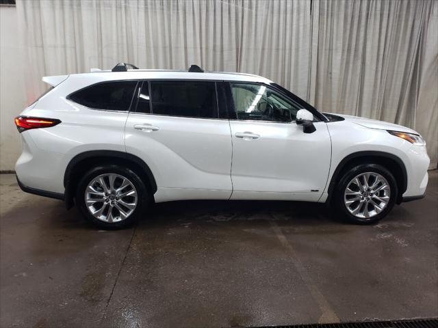 used 2023 Toyota Highlander Hybrid car, priced at $46,495
