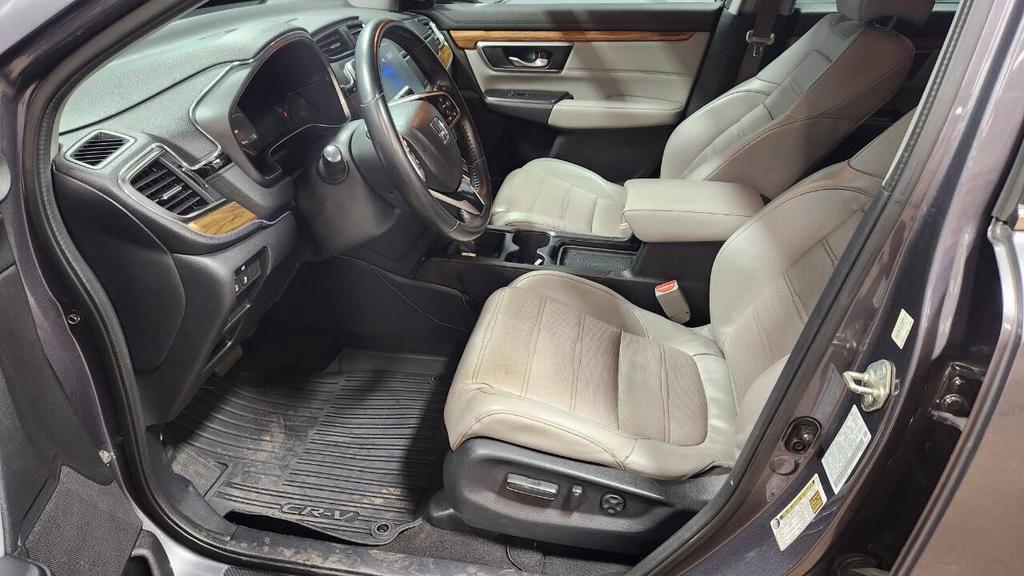 used 2017 Honda CR-V car, priced at $19,995