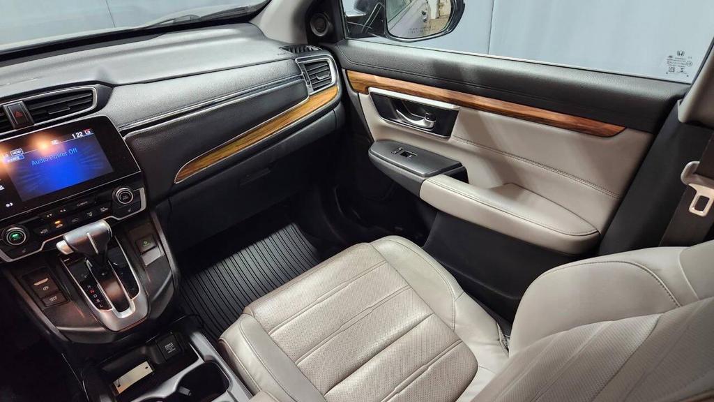 used 2017 Honda CR-V car, priced at $19,995