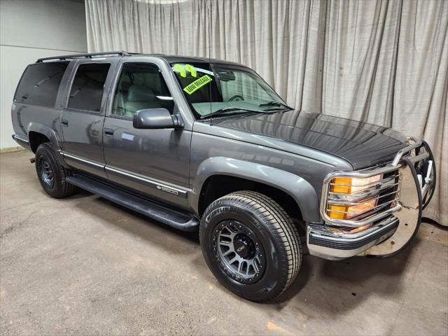 used 1999 Chevrolet Suburban car, priced at $13,995