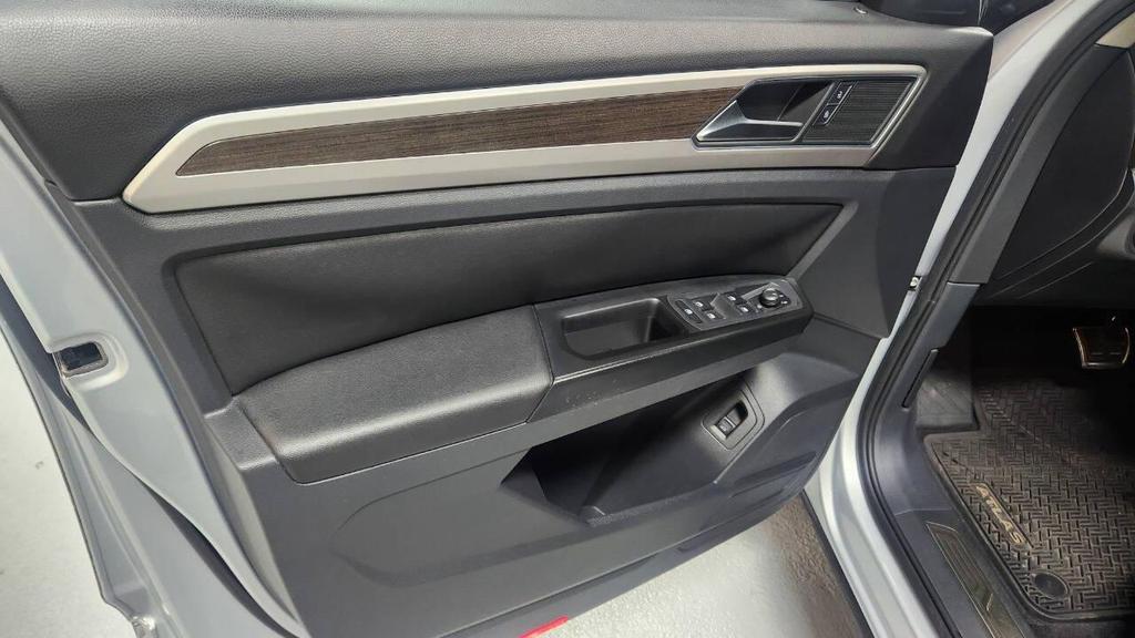 used 2018 Volkswagen Atlas car, priced at $17,995