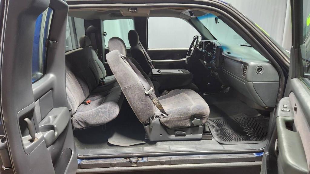 used 1999 Chevrolet Silverado 2500 car, priced at $14,995