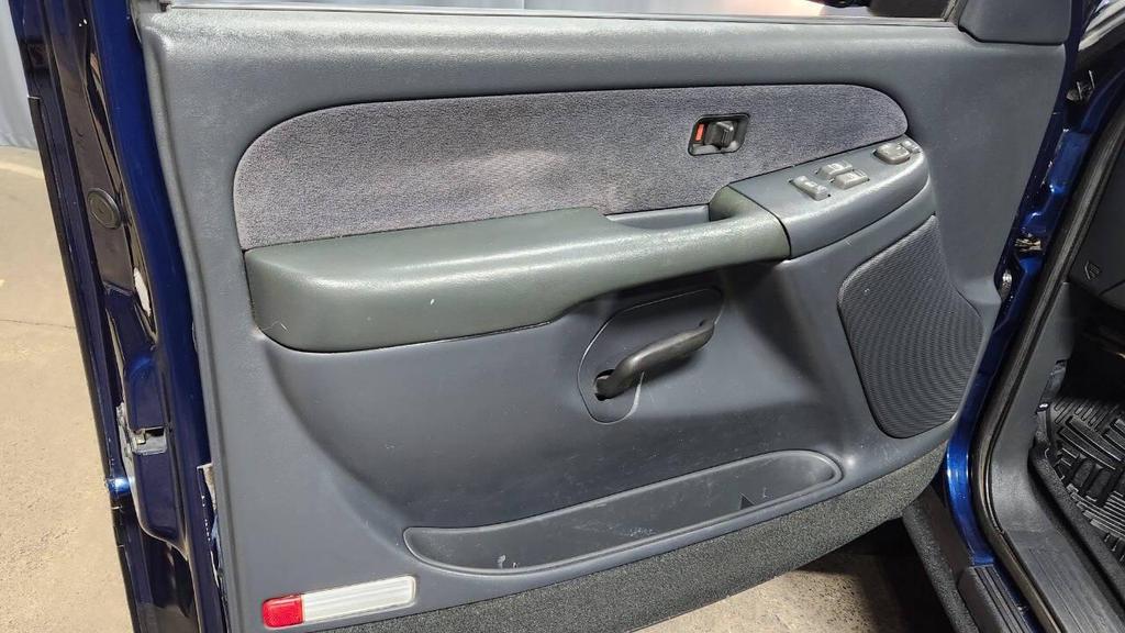 used 1999 Chevrolet Silverado 2500 car, priced at $14,995