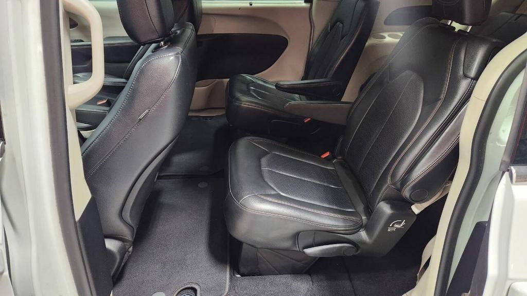 used 2019 Chrysler Pacifica car, priced at $14,995