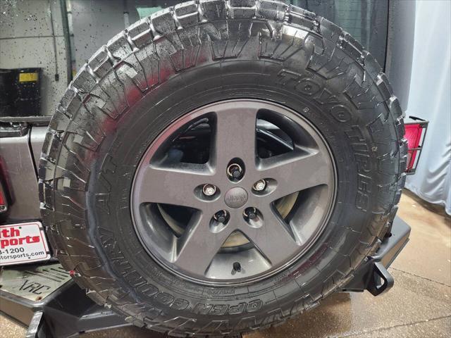 used 2016 Jeep Wrangler Unlimited car, priced at $18,995