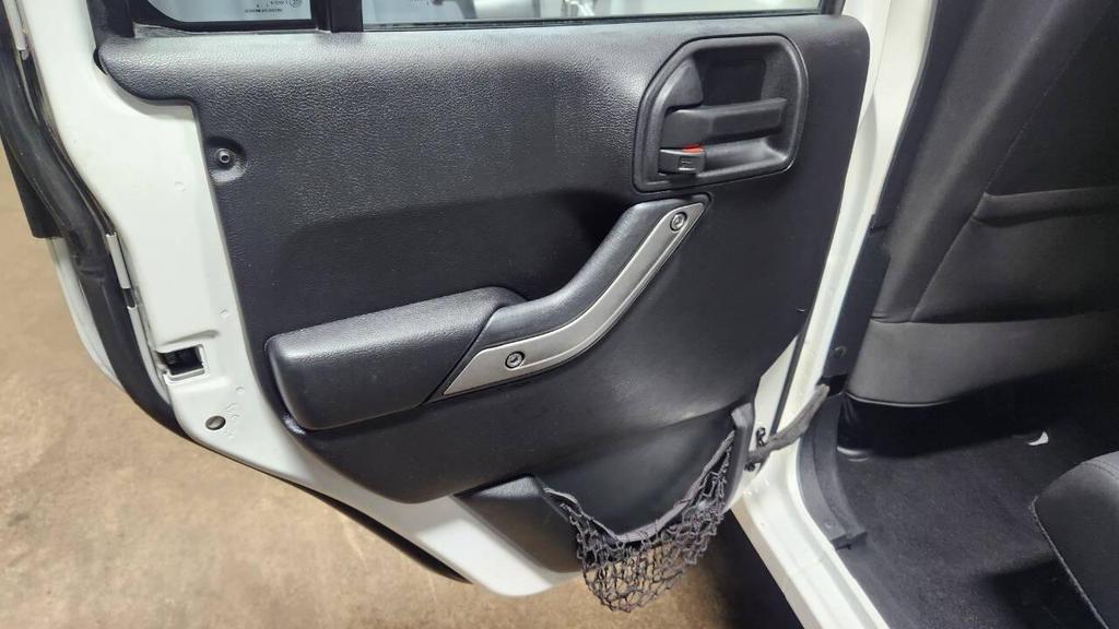 used 2015 Jeep Wrangler Unlimited car, priced at $15,995