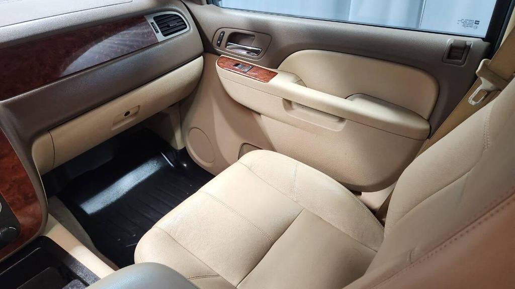 used 2012 Chevrolet Tahoe car, priced at $9,995