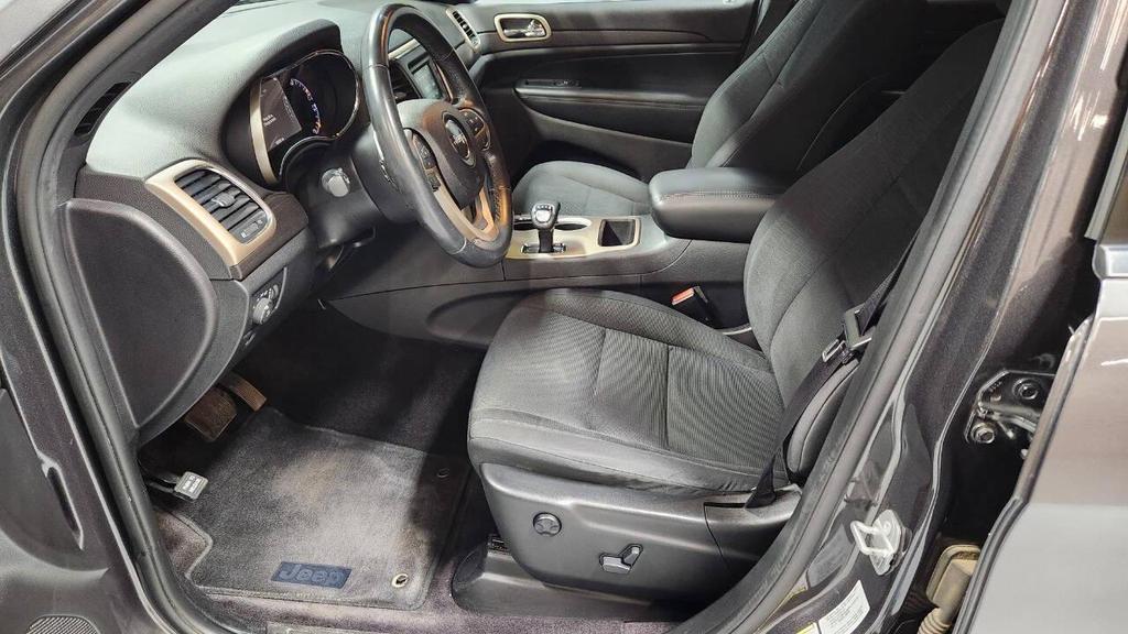 used 2015 Jeep Grand Cherokee car, priced at $10,995
