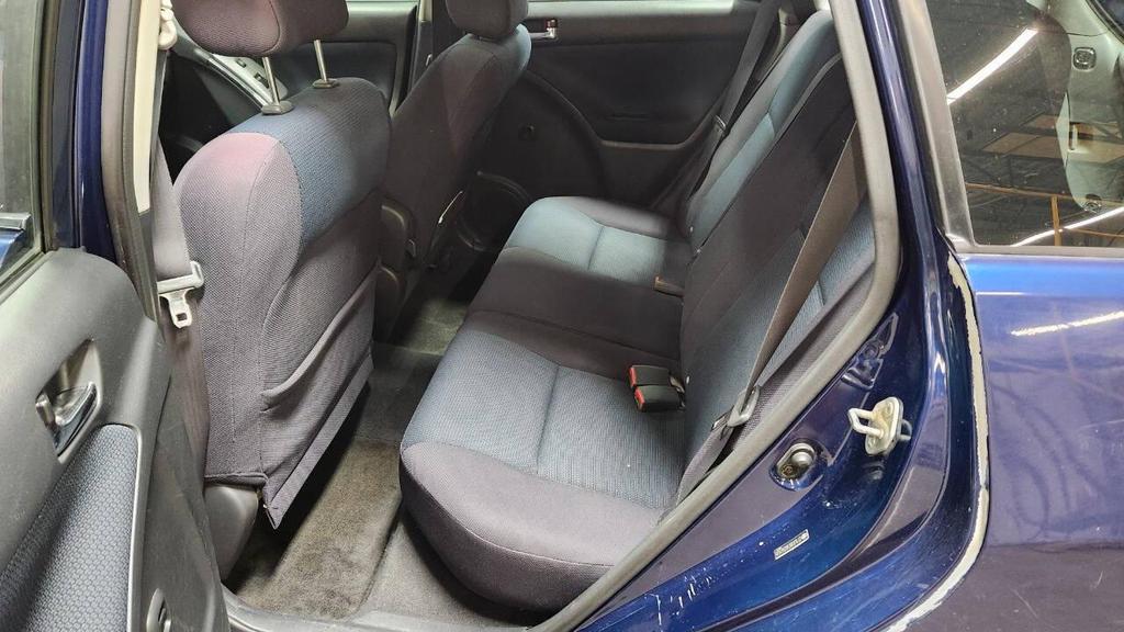 used 2006 Toyota Matrix car, priced at $3,995