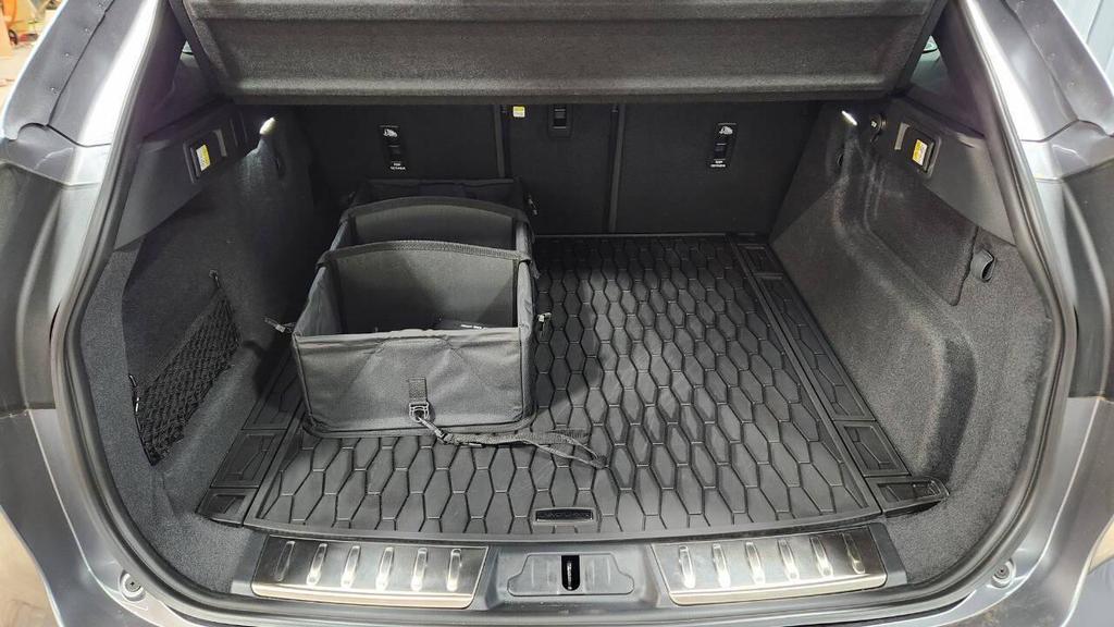 used 2025 Jaguar F-PACE car, priced at $69,995