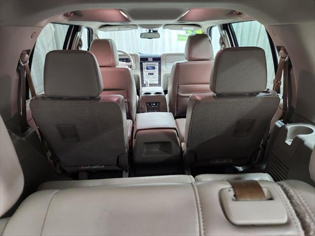 used 2009 Lincoln Navigator car, priced at $7,995