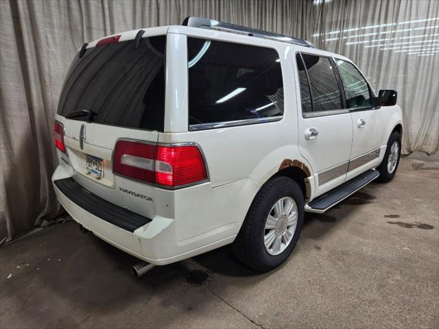 used 2009 Lincoln Navigator car, priced at $7,995