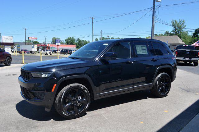 new 2024 Jeep Grand Cherokee car, priced at $41,666