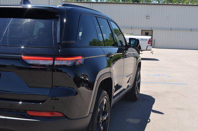 new 2024 Jeep Grand Cherokee car, priced at $41,666