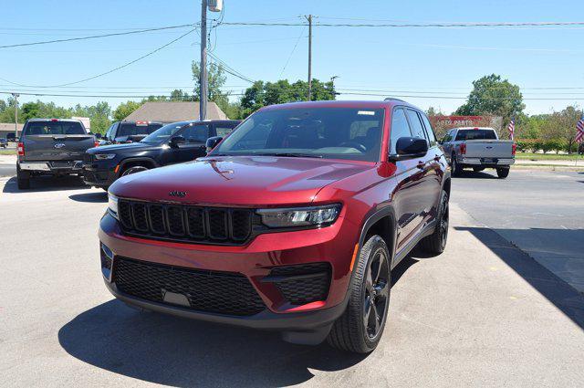 new 2024 Jeep Grand Cherokee car, priced at $42,152