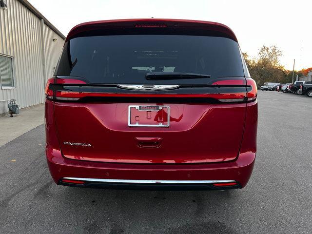 new 2025 Chrysler Pacifica car, priced at $42,951