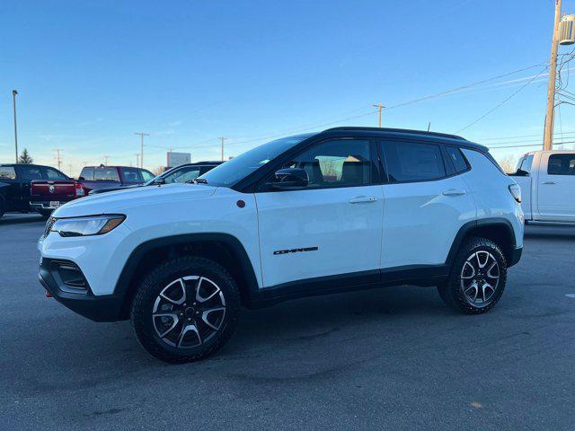 new 2025 Jeep Compass car, priced at $33,506