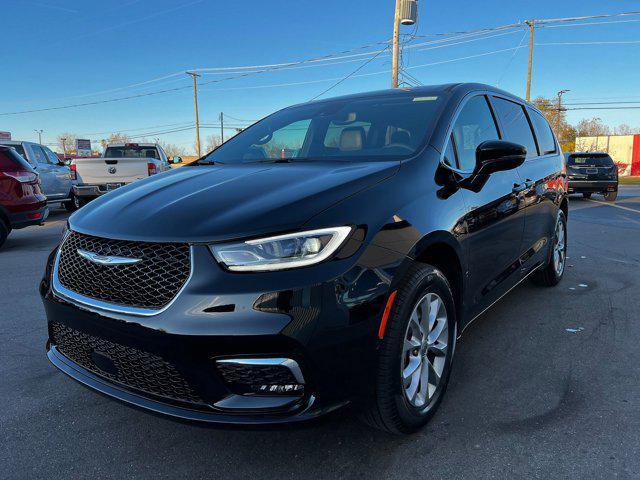 new 2025 Chrysler Pacifica car, priced at $42,179