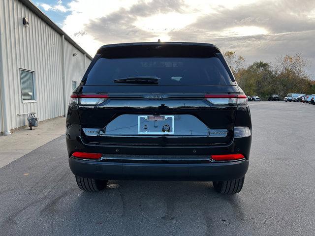 new 2025 Jeep Grand Cherokee car, priced at $51,416