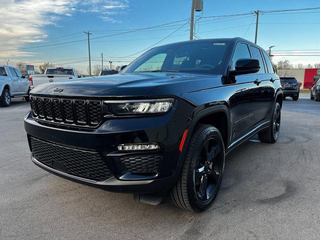 new 2025 Jeep Grand Cherokee car, priced at $51,416