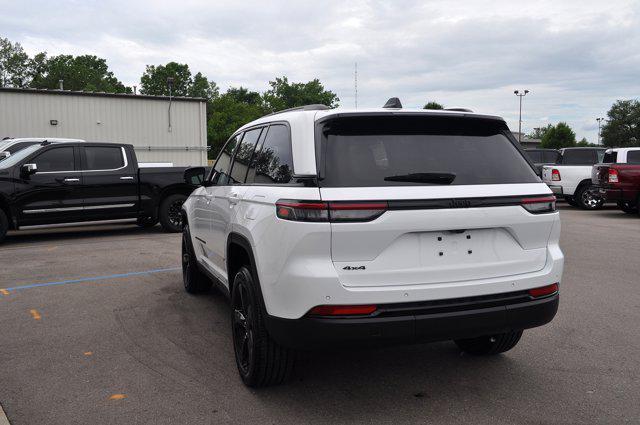 new 2024 Jeep Grand Cherokee car, priced at $41,643