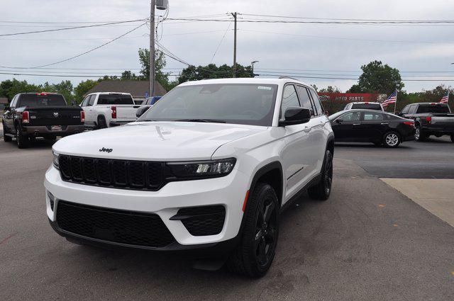 new 2024 Jeep Grand Cherokee car, priced at $41,643