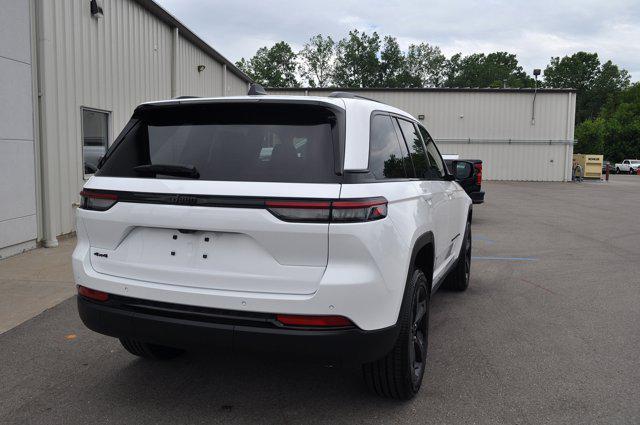 new 2024 Jeep Grand Cherokee car, priced at $41,643