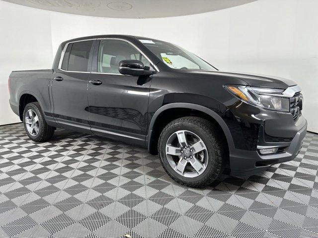 new 2025 Honda Ridgeline car, priced at $41,992