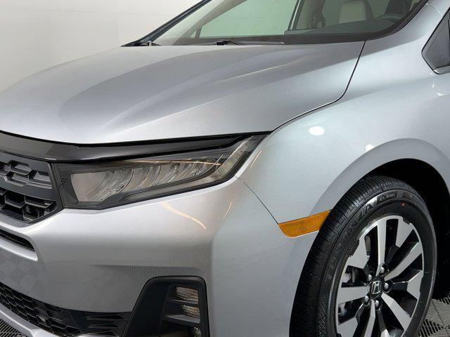 new 2026 Honda Odyssey car, priced at $43,211