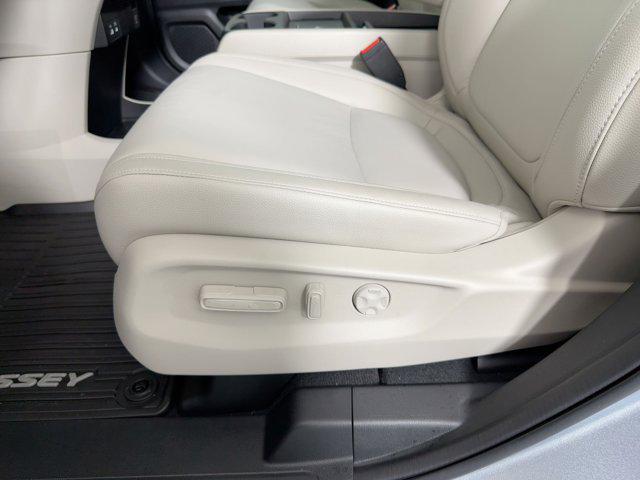 new 2026 Honda Odyssey car, priced at $43,211