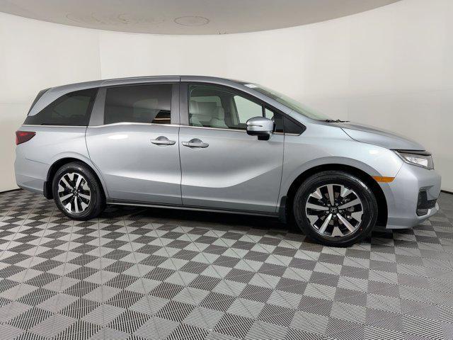 new 2026 Honda Odyssey car, priced at $43,211