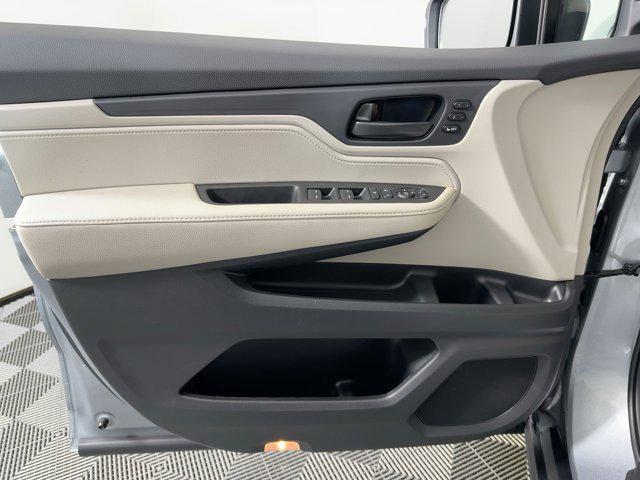 new 2026 Honda Odyssey car, priced at $43,211