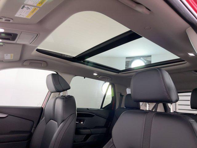 new 2025 Honda Pilot car, priced at $47,701