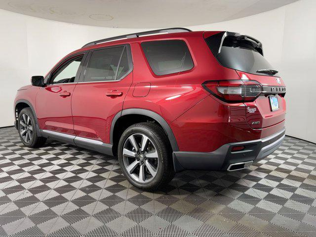 new 2025 Honda Pilot car, priced at $47,701
