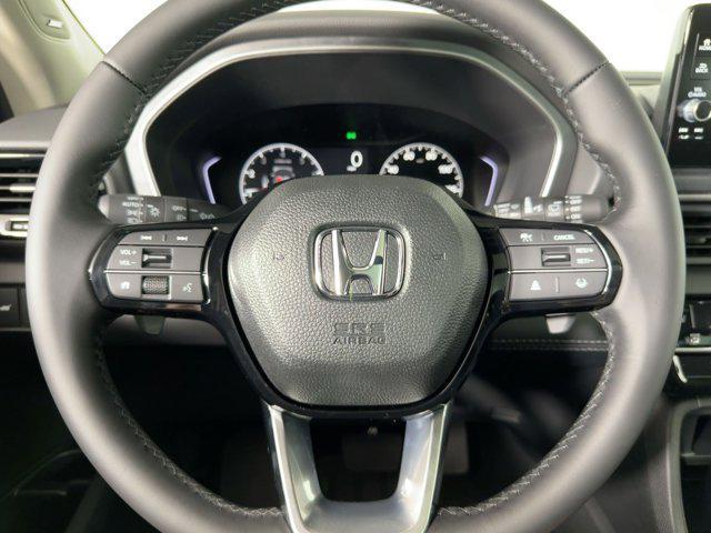 new 2025 Honda Pilot car, priced at $47,701