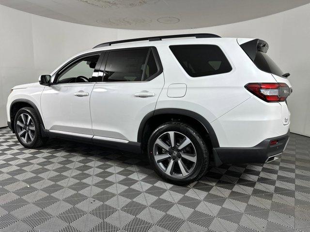 new 2024 Honda Pilot car, priced at $44,992