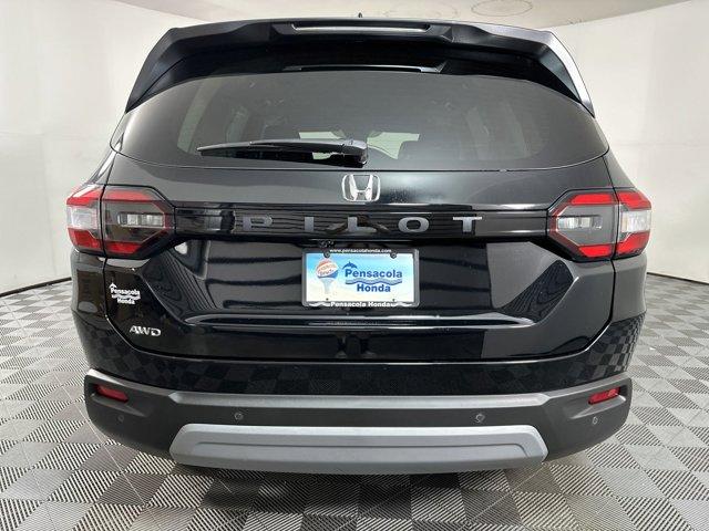 new 2025 Honda Pilot car, priced at $44,832