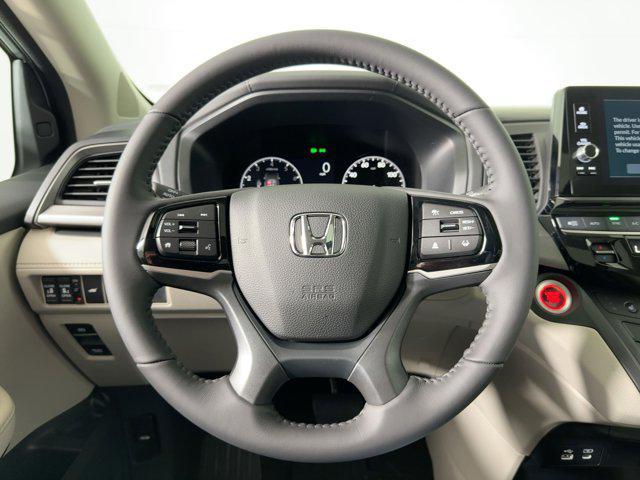 new 2026 Honda Odyssey car, priced at $43,211