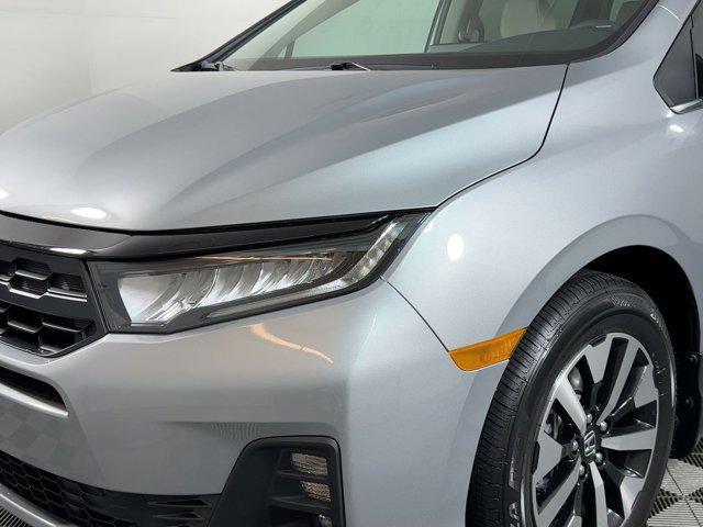 new 2026 Honda Odyssey car, priced at $43,211