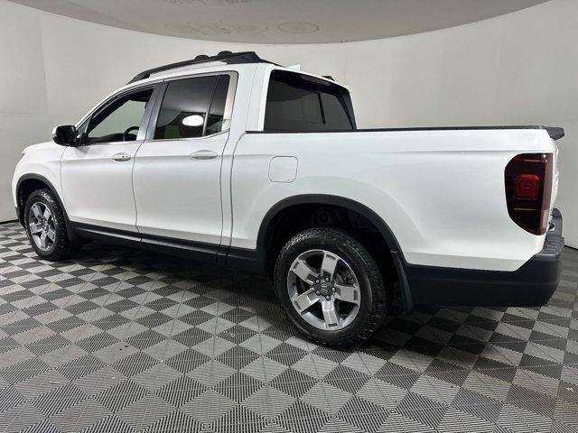 new 2025 Honda Ridgeline car, priced at $43,991