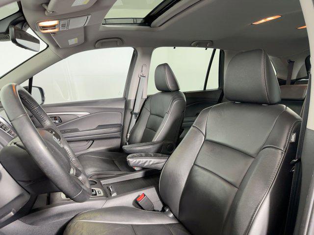 used 2020 Honda Pilot car, priced at $21,999
