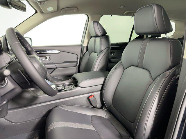 new 2025 Honda Pilot car, priced at $42,291